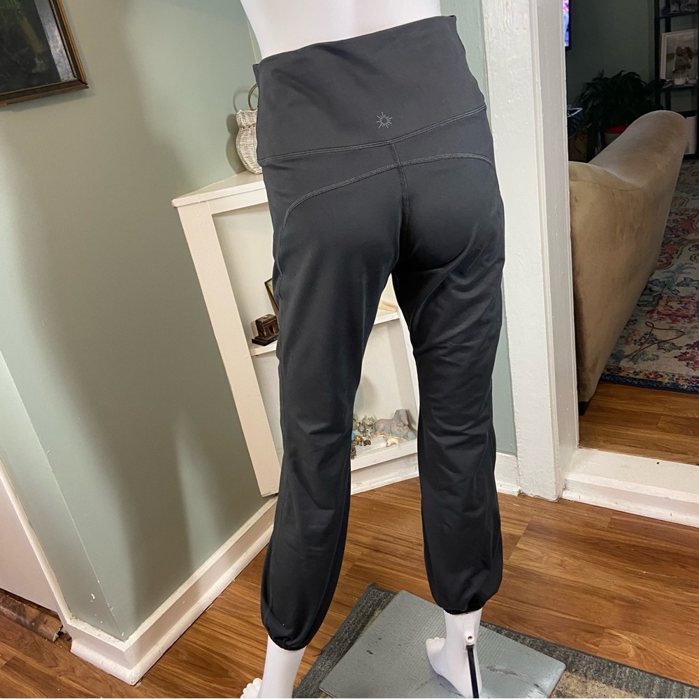 OFFLINE Aerie The Hugger High Waisted Cinch Cuff Pants Grey Leggings Large L - Picture 4 of 12